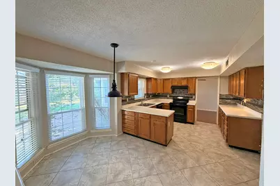 6801 Greenspring Drive, Arlington, TX 76016 - Photo 12