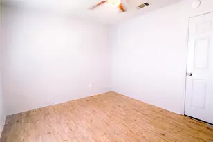 4926 Flamingo Rd, Fort Worth, TX 76119 - Photo 20