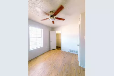 4926 Flamingo Road, Fort Worth, TX 76119 - Photo 18