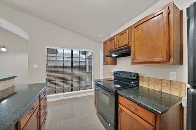 6080 Dooley Drive, The Colony, TX 75056 - Photo 12