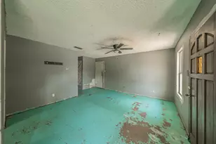 5332 Kilpatrick Ave, Fort Worth, TX 76107 - Photo 12