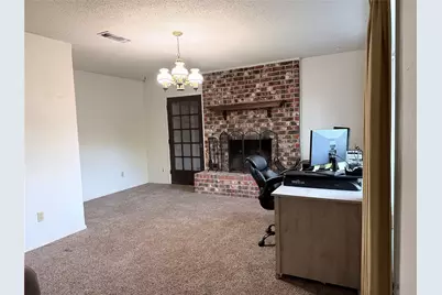 404 Montgomery Street, Pittsburg, TX 75686 - Photo 2