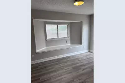 701 King Street, Cedar Hill, TX 75104 - Photo 2