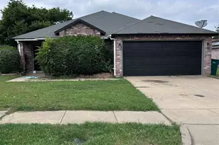 701 King St, Cedar Hill, TX 75104 - Photo 1