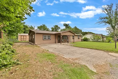 105 Alice Drive, Little Elm, TX 75068 - Photo 2