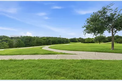 2013 Le Mans Drive, Carrollton, TX 75006 - Photo 38
