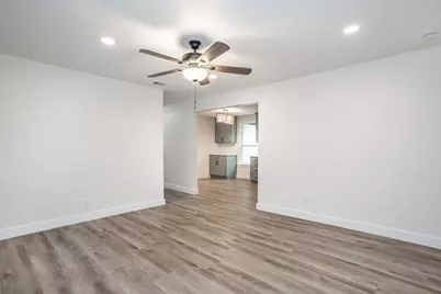 931 N Oak Street, Muenster, TX 76252 - Photo 8