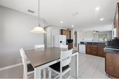 7807 Enchanted Isle Drive, Arlington, TX 76016 - Photo 8