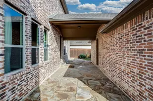 1516 Colorado Ruby Ct, Arlington, TX 76005 - Photo 36
