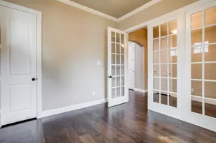 1516 Colorado Ruby Ct, Arlington, TX 76005 - Photo 4