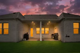 292 Bent Oak Dr, Pottsboro, TX 75076 - Photo 2