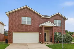 4957 Thorn Hollow Dr, Fort Worth, TX 76244 - Photo 2