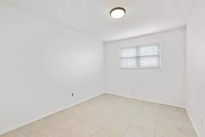 615 Bocowood Circle, Euless, TX 76039 - Photo 16