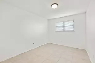 615 Bocowood Circle, Euless, TX 76039 - Photo 16