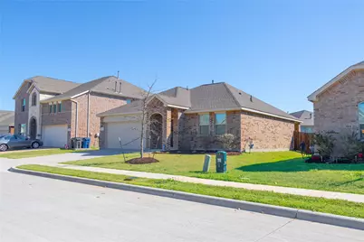 521 Sycamore Drive, Princeton, TX 75407 - Photo 2