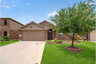 7404 Littleton Way, Fort Worth, TX 76134 - Photo 2