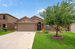 7404 Littleton Way, Fort Worth, TX 76134 - Photo 2