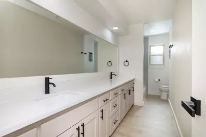 2004 York Drive, Edgecliff Village, TX 76134 - Photo 32