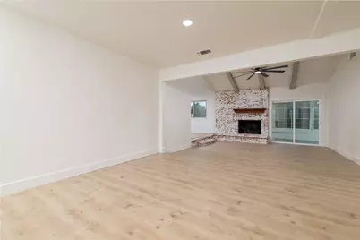 2004 York Drive, Edgecliff Village, TX 76134 - Photo 8