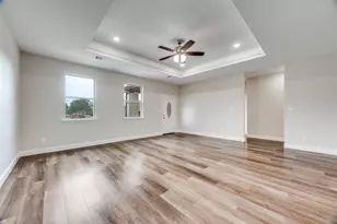 1704 Kings Ln, Commerce, TX 75428 - Photo 2