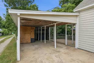 608 S Loving Ave, Sherman, TX 75090 - Photo 26