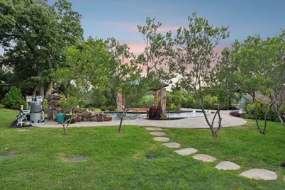 7505 Hickory Springs Road, Flower Mound, TX 75022 - Photo 32