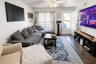 4310 Greenbriar Dr, Bellmead, TX 76705 - Photo 4