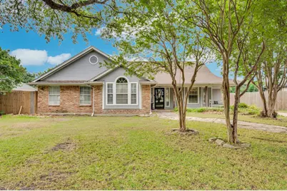 141 Country Drive, Waxahachie, TX 75165 - Photo 1