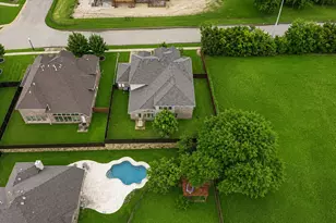 624 Sorrell Rd, McKinney, TX 75072 - Photo 2