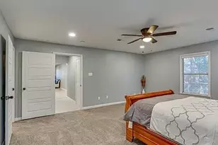 5709 Walraven Cir, Fort Worth, TX 76133 - Photo 16