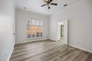 8608 Mill Creek Rd, Irving, TX 75063 - Photo 18
