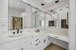 8608 Mill Creek Rd, Irving, TX 75063 - Photo 20