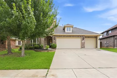 1385 Litchfield Lane, Burleson, TX 76028 - Photo 2