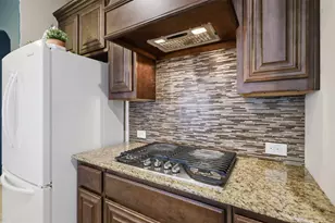 1385 Litchfield Ln, Burleson, TX 76028 - Photo 8