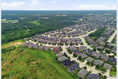 1385 Litchfield Lane, Burleson, TX 76028 - Photo 38
