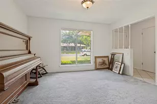 1121 Billie Ruth Ln, Hurst, TX 76053 - Photo 12