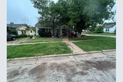 2100 Brown Street, Wichita Falls, TX 76309 - Photo 1