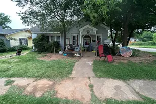 2100 Brown St, Wichita Falls, TX 76309 - Photo 2