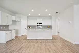 6028 Bursey Rd, Watauga, TX 76148 - Photo 2