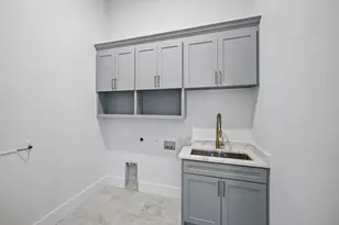 1224 S Pine St, Grapevine, TX 76051 - Photo 24