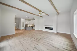 1224 S Pine St, Grapevine, TX 76051 - Photo 6