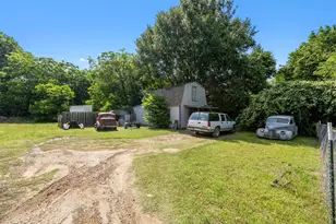 107 Syble Jean Dr, Burleson, TX 76028 - Photo 16