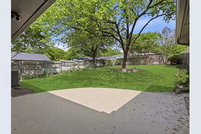 8630 Mediterranean Drive, Dallas, TX 75238 - Photo 36