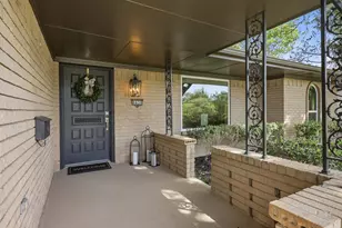 8630 Mediterranean Dr, Dallas, TX 75238 - Photo 4