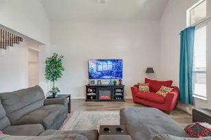 7807 Links Dr, Arlington, TX 76001 - Photo 6