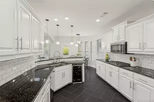 9629 Ben Hogan Ln, Fort Worth, TX 76244 - Photo 12