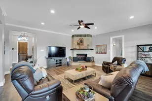 8611 Mattie Ln, Waxahachie, TX 75167 - Photo 8