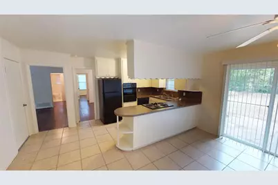 1705 Crescent Street, Denton, TX 76201 - Photo 2