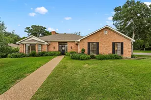 3400 Hearthwood Cir, Waco, TX 76708 - Photo 2
