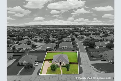 1013 Steamboat Drive, Hewitt, TX 76643 - Photo 2